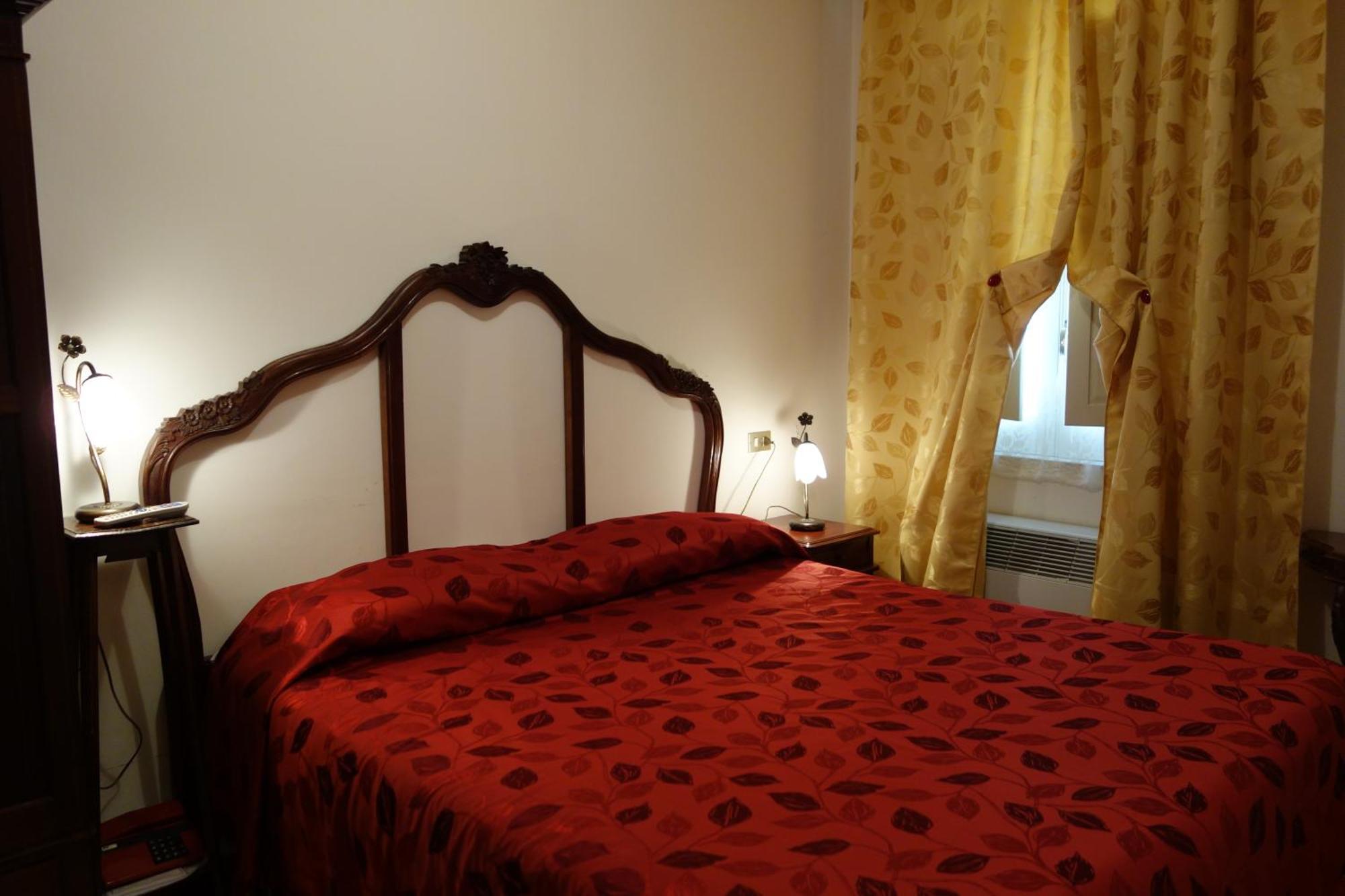 Hotel Roma Scanno Exterior photo