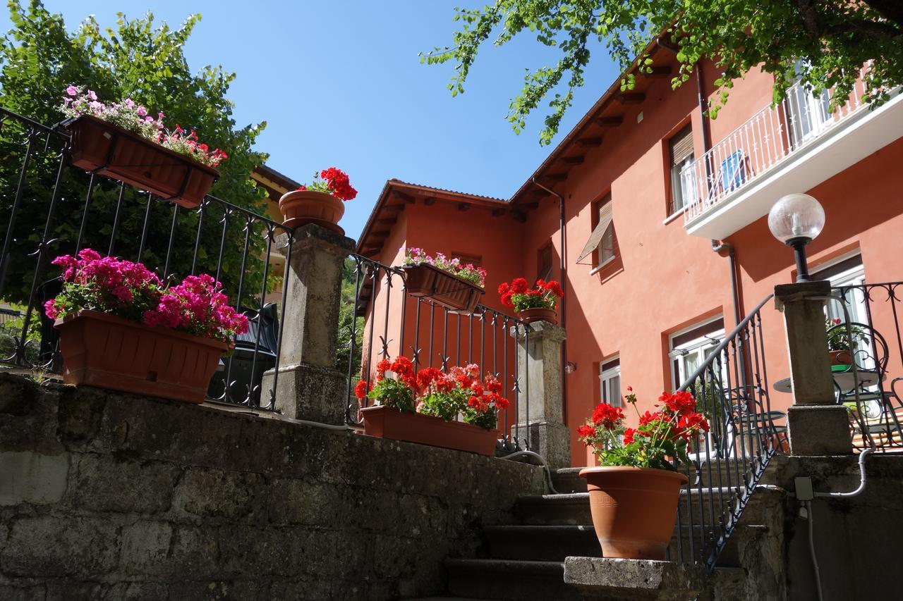 Hotel Roma Scanno Exterior photo