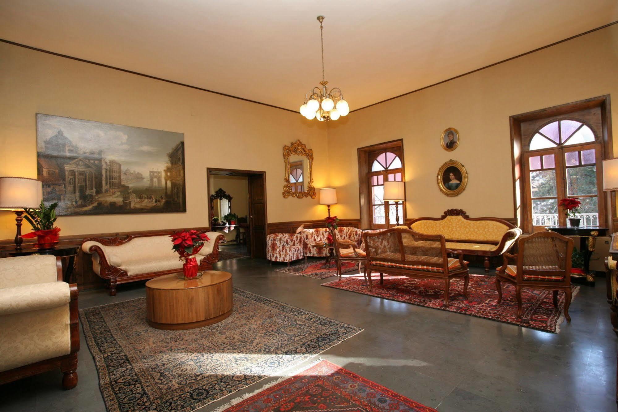 Hotel Roma Scanno Exterior photo