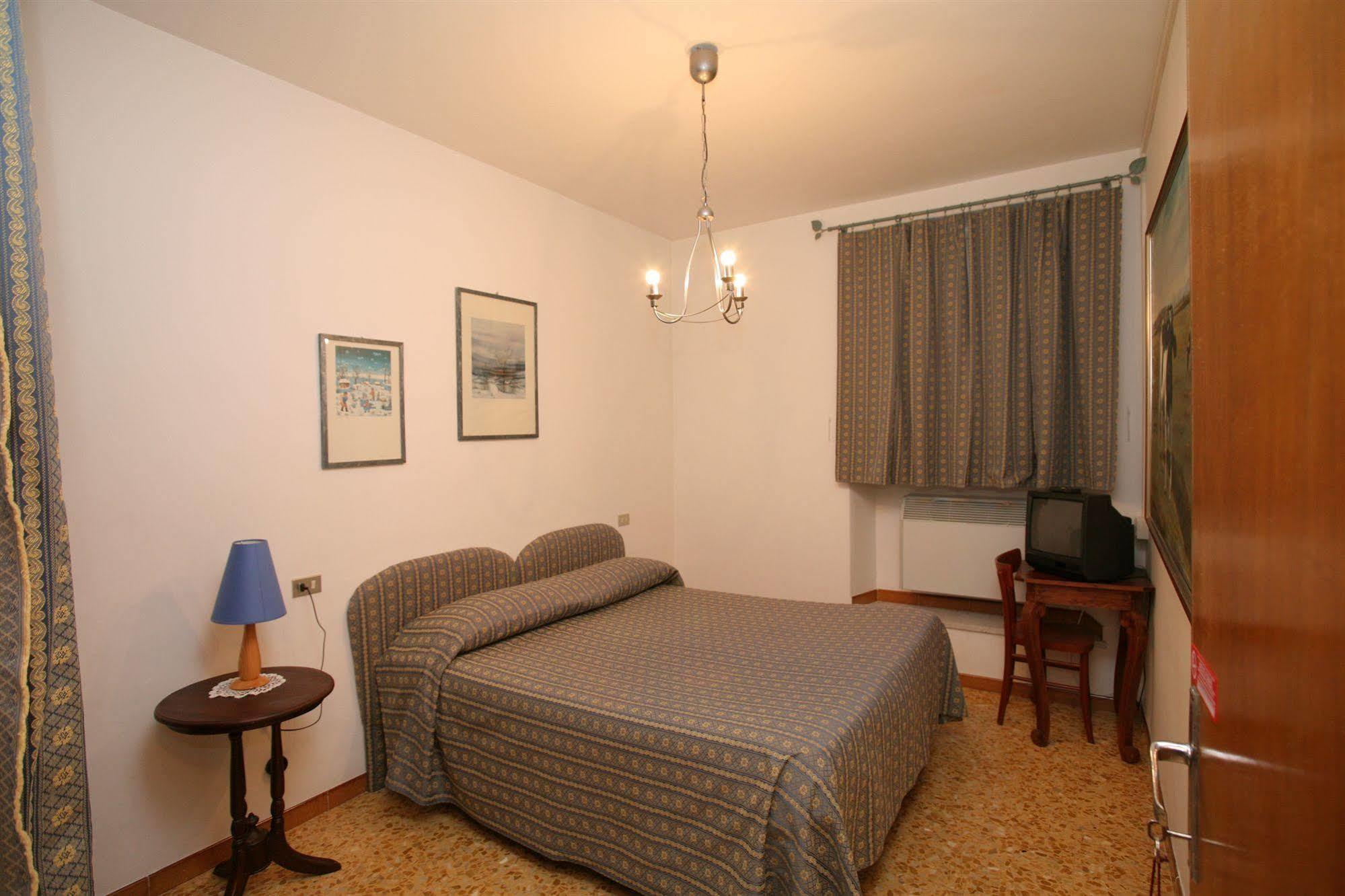 Hotel Roma Scanno Exterior photo